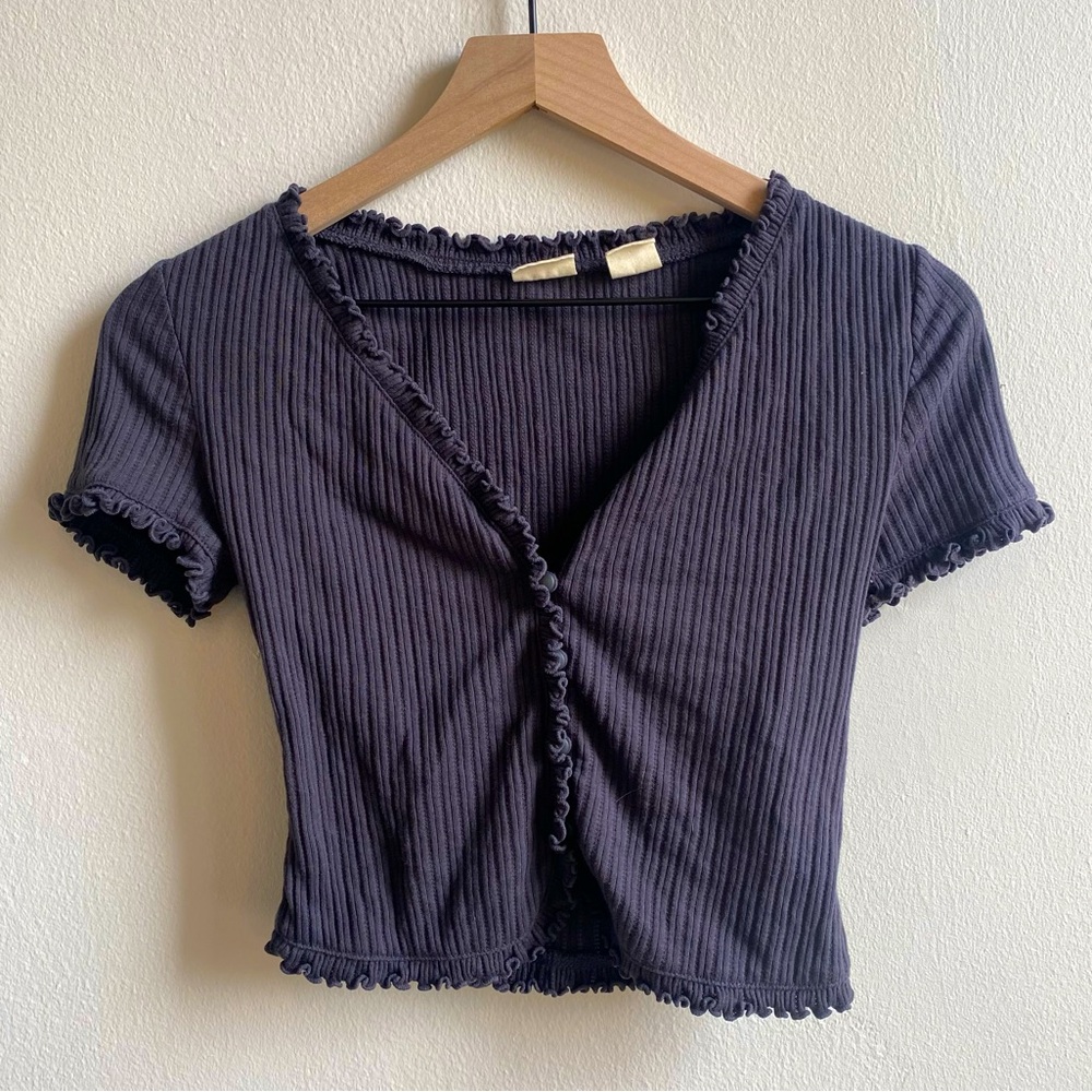 LEVIS ✨ crop top, ribbed, button down shirt